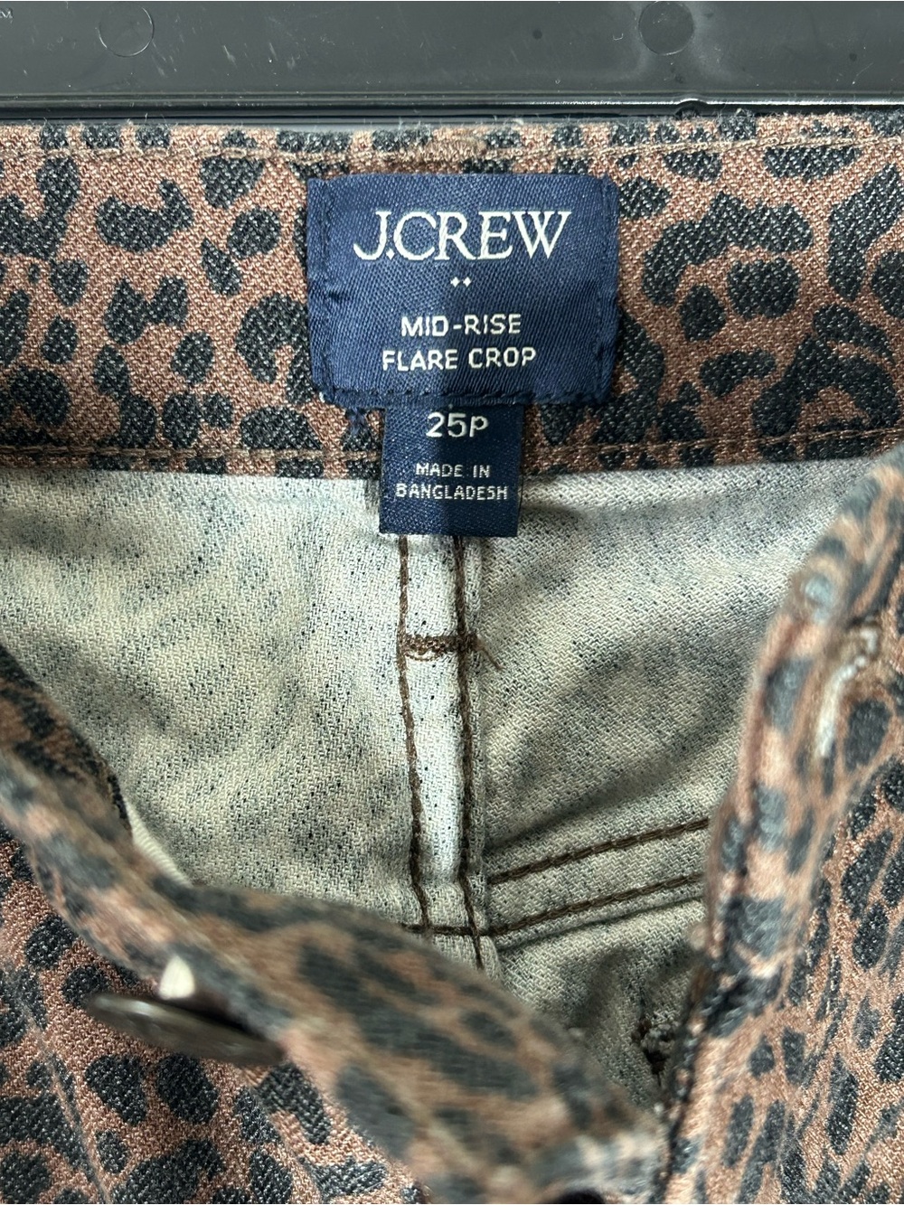 J. Crew Mid-Rise Flare Crop Pants Leopard Animal Print Size 25P Petite - Picture 2 of 5